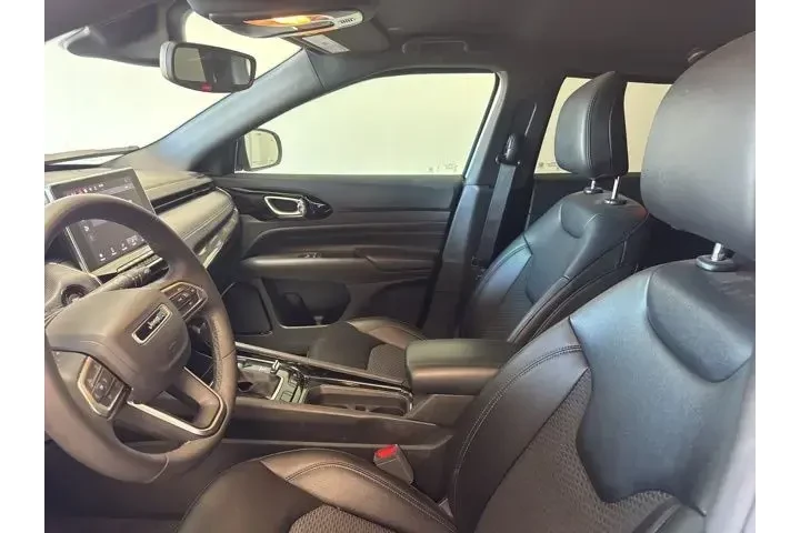 $22027 : Jeep Compass 2025 4x4 Latitu image 6