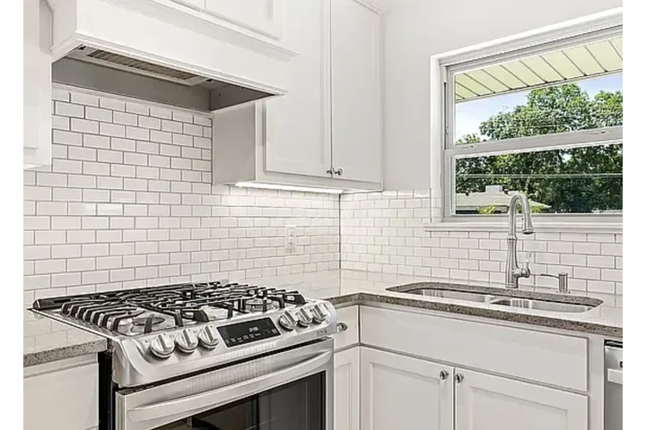 $980 : fresh light modern Home image 5