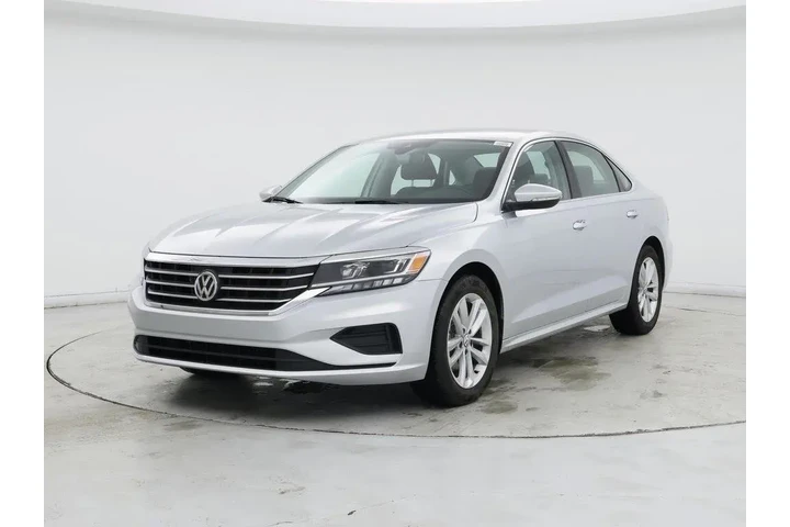 $17998 : Volkswagen Passat 2020 SE 4d image 4