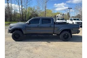 $24500 : Toyota Tacoma 2015 4x4 V6 4d thumbnail