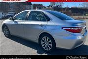 $14995 : Used 2015 Camry 4dr Sdn I4 Au thumbnail