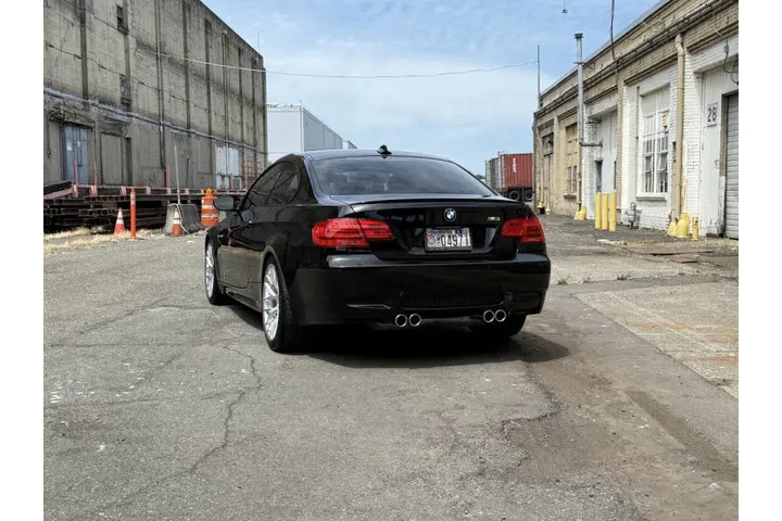 $56988 : 2012 BMW M3 image 9