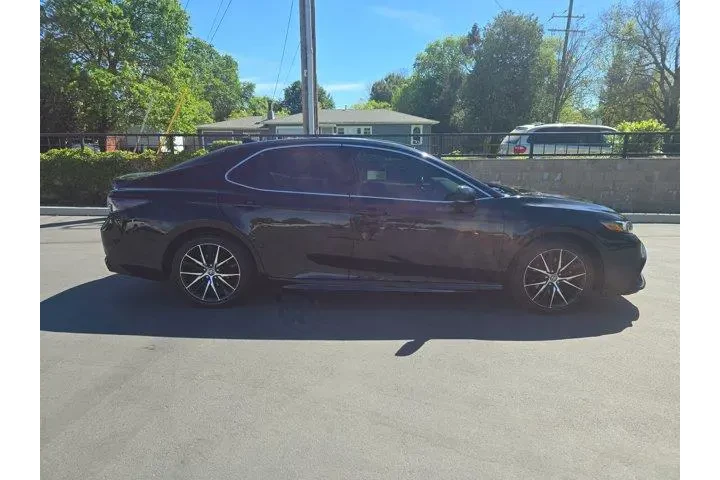 $25995 : Toyota Camry 2022 AWD SE 4dr image 3