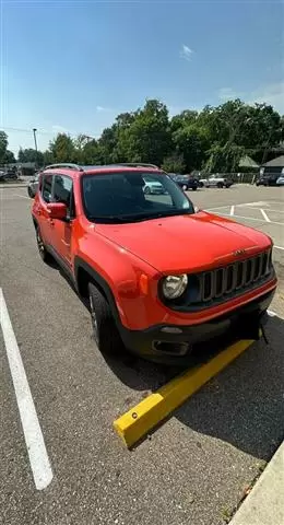 $8000 : 2016 Renegade 4x4 Manual Trans image 3