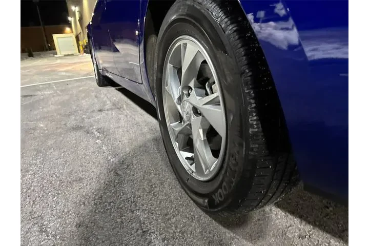 $17998 : Hyundai ELANTRA 2023 SE 4dr image 9