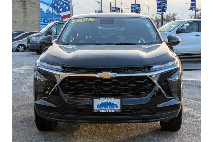 $19993 : Chevrolet Trax 2025 LS 4dr C image 8