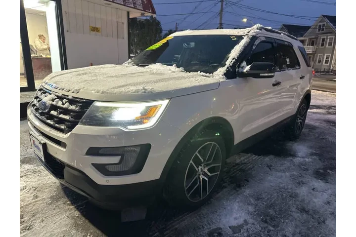 $16995 : 2017 Explorer Sport image 3