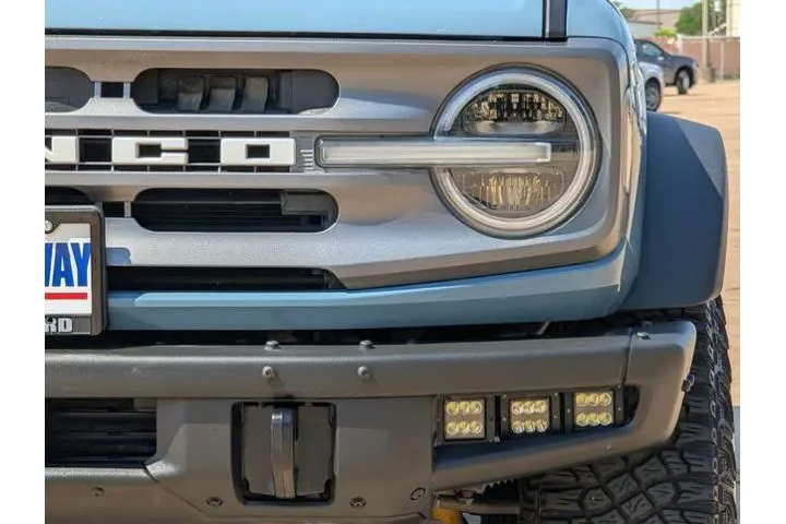 $31995 : Ford Bronco 2021 4x4 Badland image 9