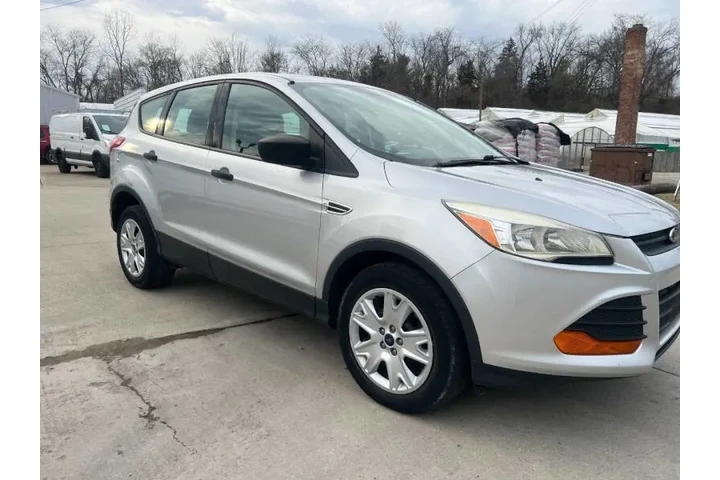 $6295 : 2013 Escape S image 5