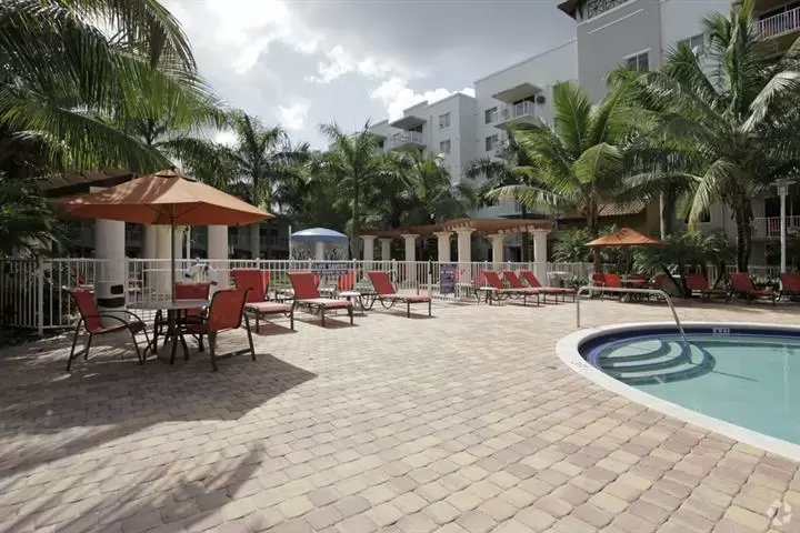 $2650 : MIAMI LAKES.  Facil Renta image 2