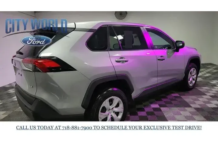 $24588 : Toyota RAV4 2024 LE 4dr SUV image 7