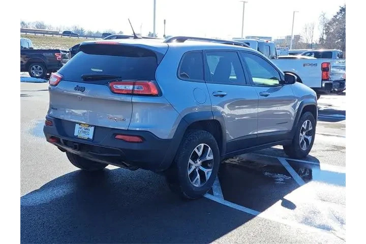$9752 : Jeep Cherokee 2015 4x4 Trail image 5
