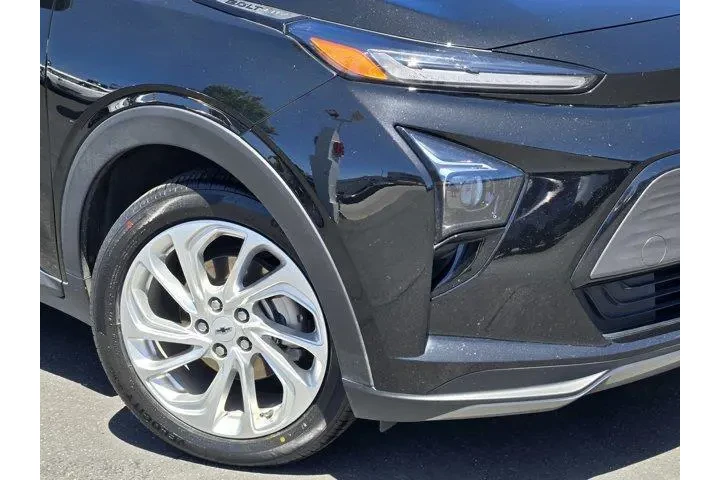 $16988 : Chevrolet Bolt EUV 2023 LT 4 image 9