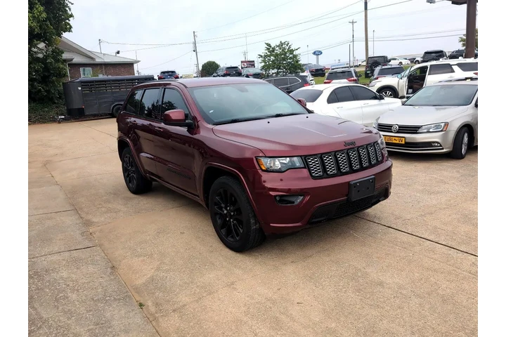 $20595 : 2020 Grand Cherokee image 3