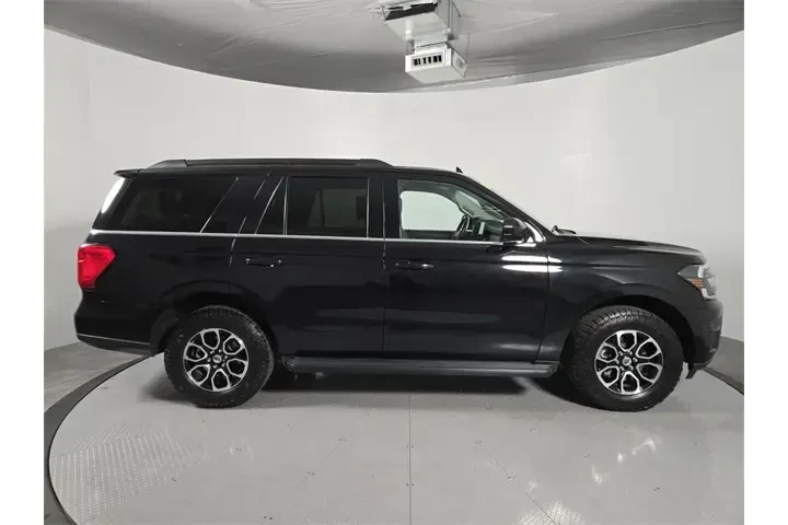 $38939 : Ford Expedition 2024 4x4 XLT image 3