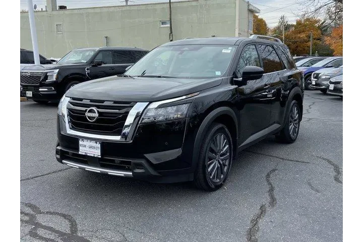 $33995 : Nissan Pathfinder 2025 AWD S image 7
