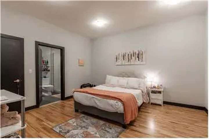 $4650 : Rental property with 4 bedro image 6