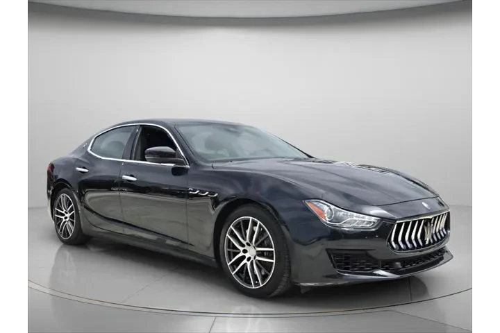$22687 : Maserati Ghibli 2019 AWD SQ4 image 8