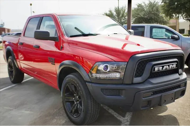 $28995 : Ram 1500 Classic 2024 4x2 SL image 3
