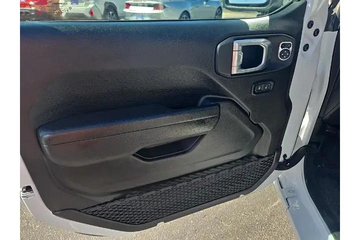 $31991 : Jeep Wrangler 2024 4x4 Sport image 9