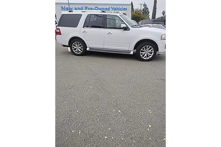 $14988 : Ford Expedition 2016 4x4 Lim image 4