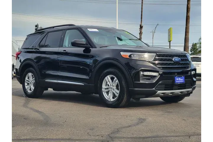 $29900 : Ford Explorer 2022 XLT 4dr S image 1