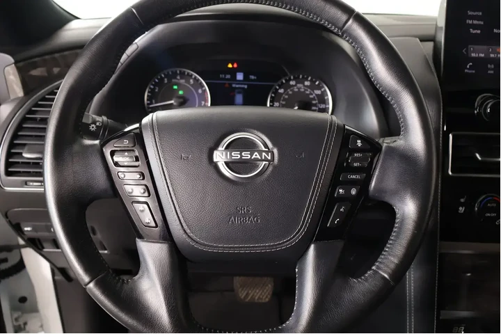$31499 : Nissan Armada 2021 4x4 Plati image 3