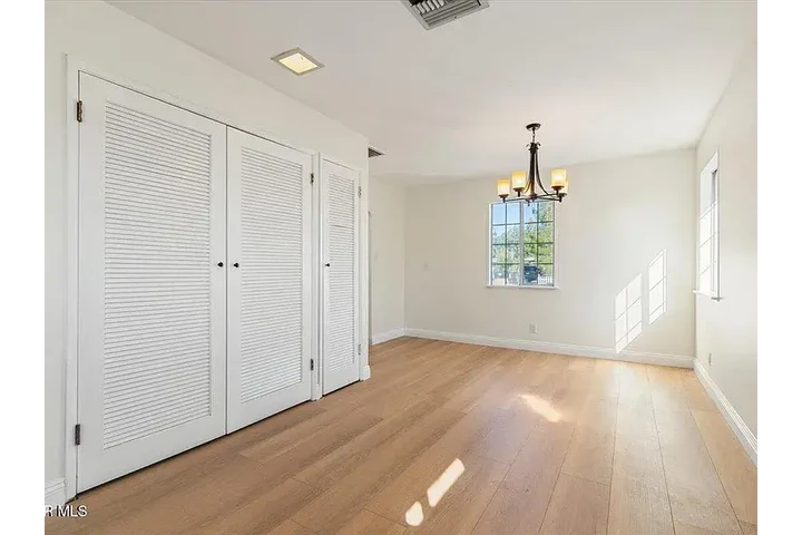 $3600 : Casa en renta-Lancaster 3600 image 8