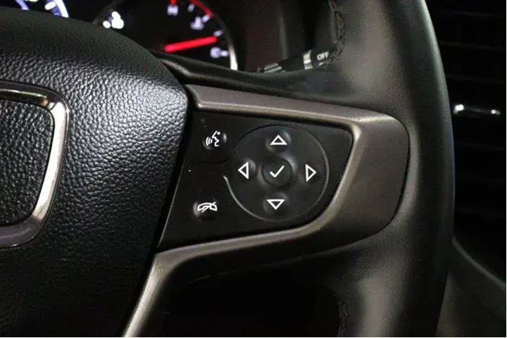 $30889 : GMC Acadia 2023 4x4 AT4 4dr image 10