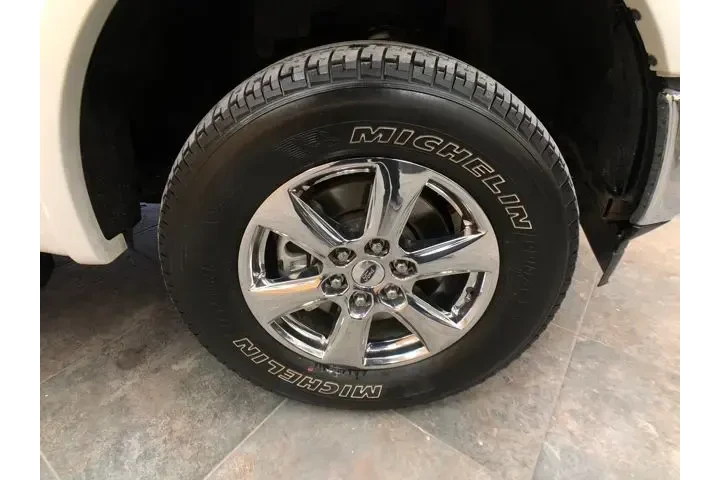 $26286 : Ford F-150 2018 4x4 Lariat 4 image 9