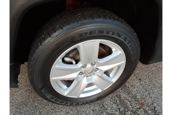 $25864 : Jeep Compass 2022 4x4 Latitu image 7