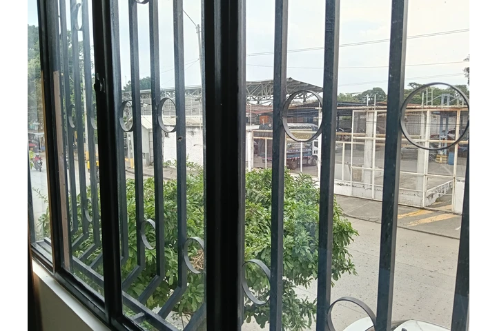 $550000 : Alquiler de estudio dama sola image 8