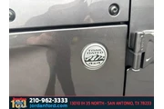 $31595 : Jeep Gladiator 2022 4x4 Over thumbnail