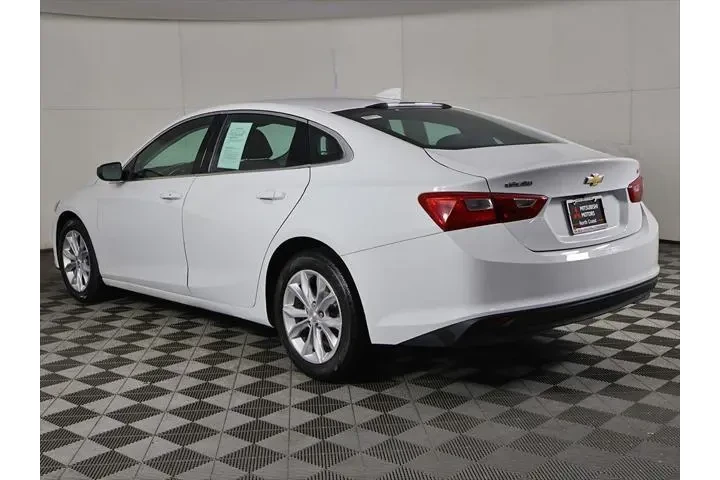 $20193 : Chevrolet Malibu 2023 LT 4dr image 7