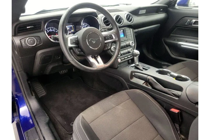 $18998 : Ford Mustang 2015 V6 2dr Fas image 9