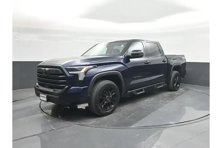 $39991 : Toyota Tundra 2023 4x4 SR5 4 image 1