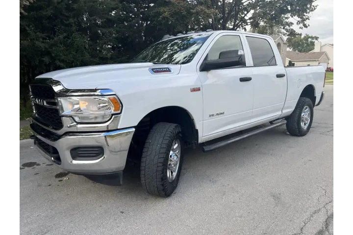 $23997 : 2019 RAM 2500 Tradesman image 9