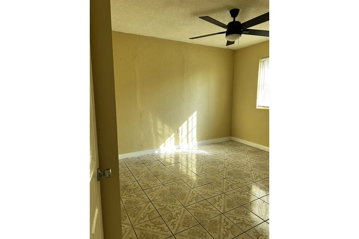 $2600 : Casa De Renta Duplex image 8