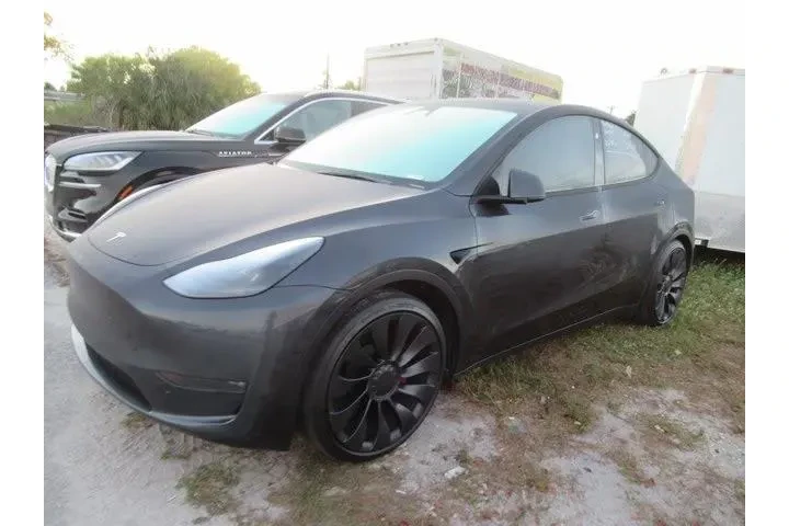$36990 : Tesla Model Y 2025 AWD Perfo image 3