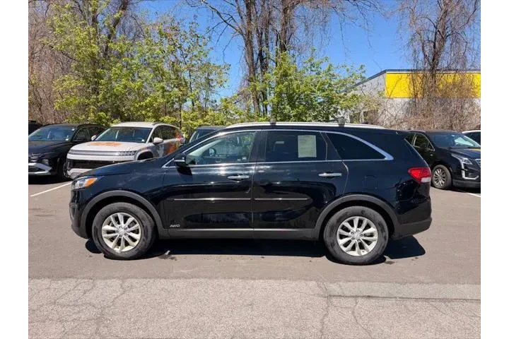 $12000 : Kia Sorento 2017 AWD LX 4dr image 7