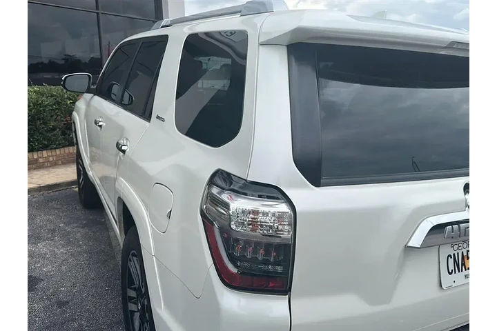 $28662 : Toyota 4Runner 2018 4x4 SR5 image 6