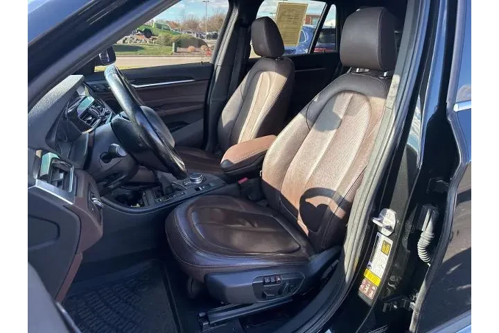 $13950 : BMW X1 2017 AWD xDrive28i 4d image 9