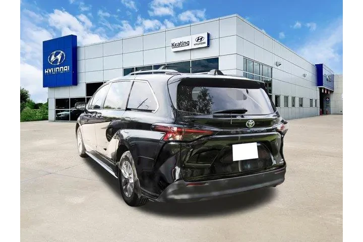 $39588 : Toyota Sienna 2023 XLE 8-Pas image 6