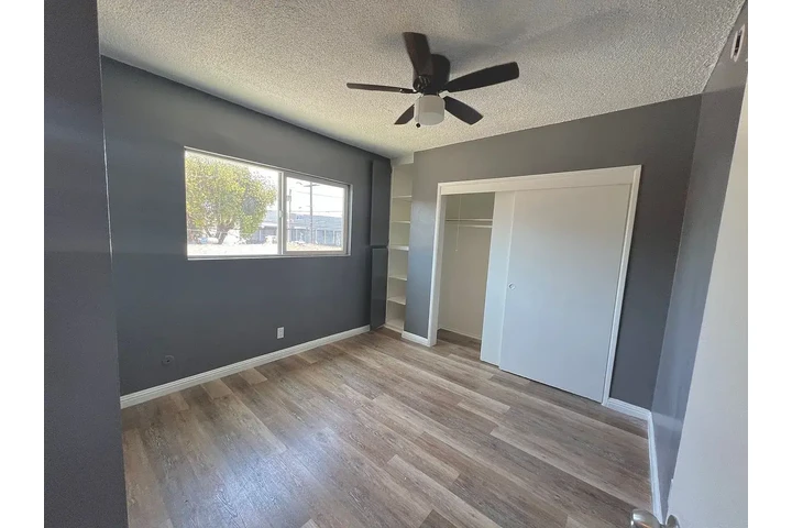 $1000 : Special 1 bedroom apartment image 2