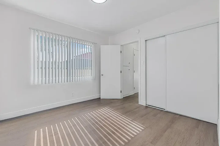 $1300 : Ready For Move IN image 7