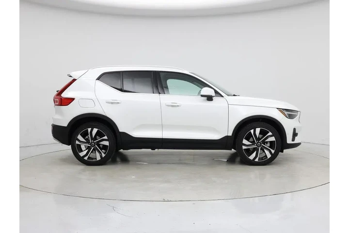$32998 : Volvo XC40 2023 AWD B5 Ultim image 7