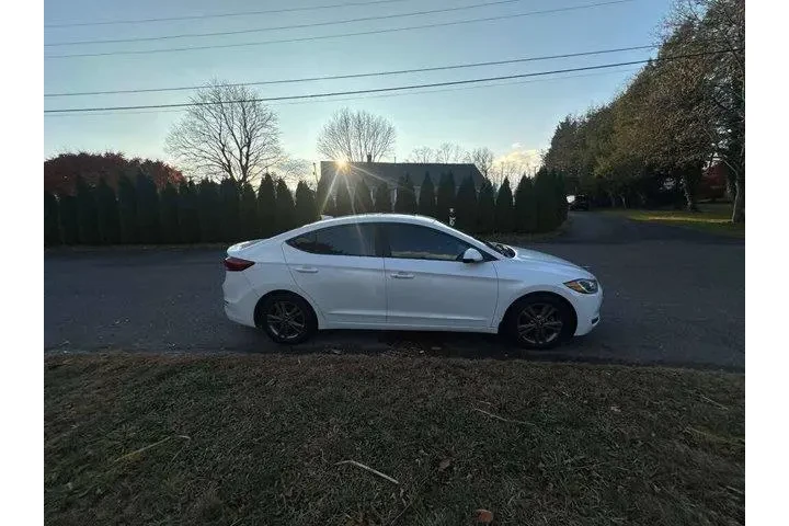 $7995 : Hyundai ELANTRA 2018 Limited image 5