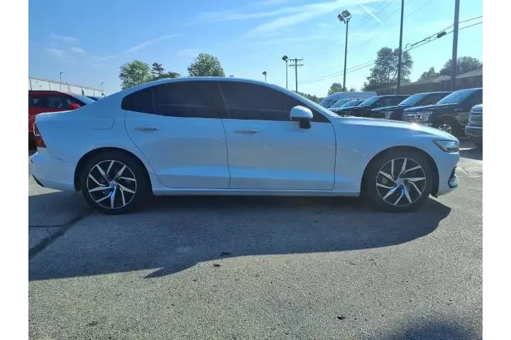 $18488 : Volvo S60 2020 T5 Momentum 4 image 2