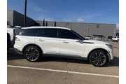 $31695 : Lincoln Aviator 2020 AWD Res thumbnail