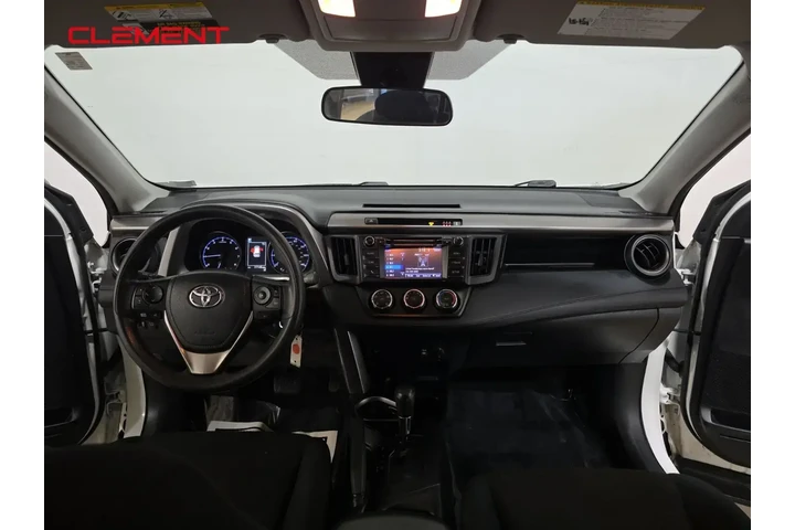 $17500 : Toyota RAV4 2018 LE 4dr SUV image 10